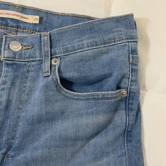 Levi's Women's Mile High Super Skinny Jeans Size 29 Light Wash High Rise Strech - Picture 10 of 16